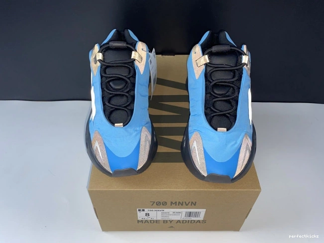Boost Yeezy 700 MNVN 'Bright GZ3079 Cyan' ADIDAS 0814